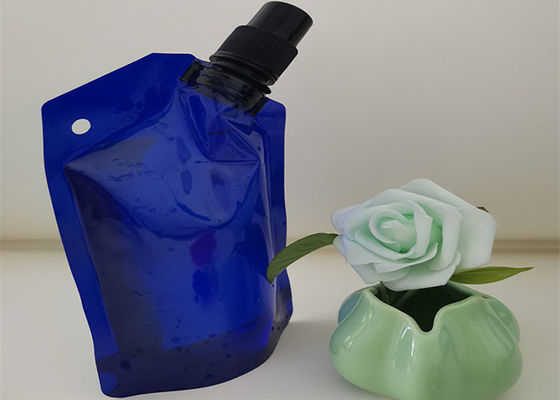 Druk grawerowy Stand Up Spout Pouch Liquid Packaging Solution zaprojektowane dla wygody przenoszenia i bezpieczeństwa produktu