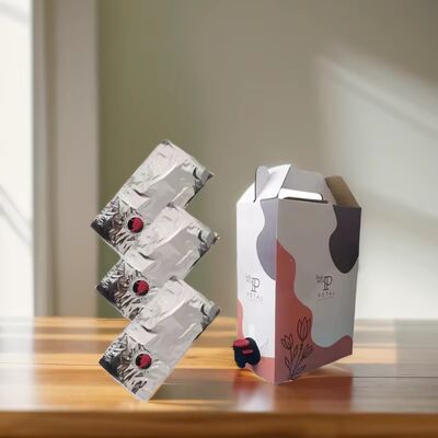 Dostosowane torby BIB w pudełku z kranikiem i wylewką, idealne do pakowania wina, soków, olejów i innych produktów płynnych